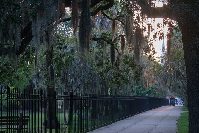 Colonial Park Cemetery Walking Tour in Savannah - Tour Details and Duration