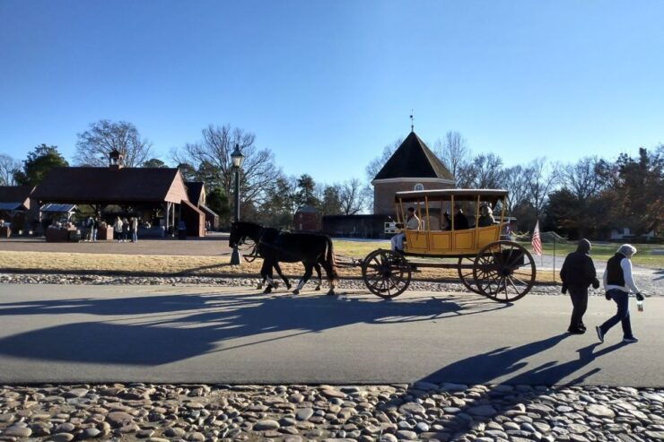 Colonial Williamsburg: Christmas Walking Tour - Booking Information for the Christmas Walking Tour
