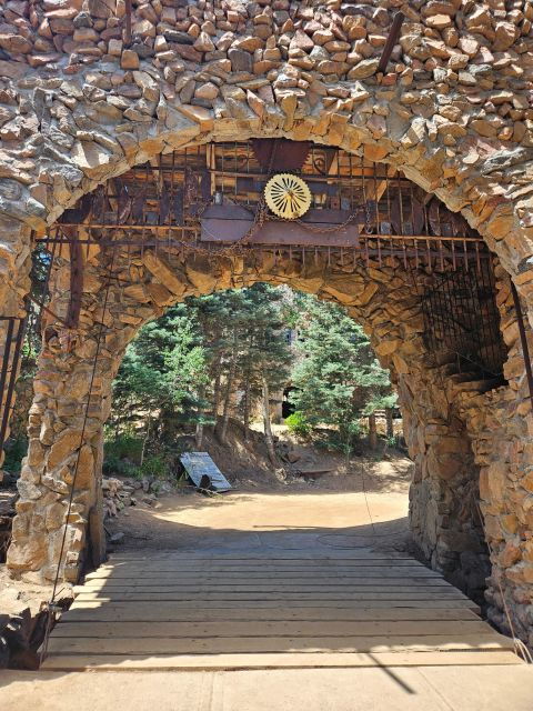 Colorado: Bishop Castle Luxury Jeep Tours - Full Description of Bishop Castle