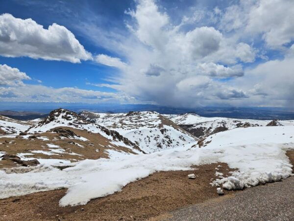 Colorado Springs: Pikes Peak Luxury Jeep Tours - Famous Doughnuts