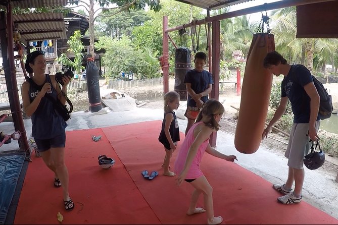 Colors of Bangkok Private Tour - Cultural Experiences