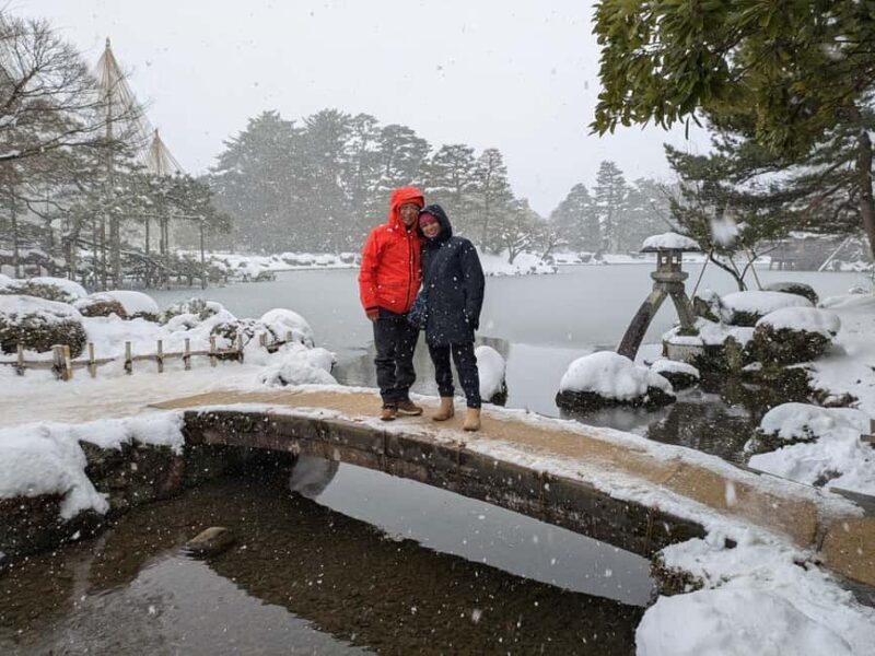 Colors of Kanazawa: City Tour with Kenrokuen and Kaga Yuzen - Authentic Insights from Reviewers