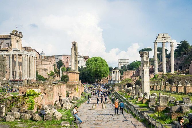 Colosseum and Roman Forum Group Tour or Self Audio Guided tours - A Deep Dive into the Tour Experience