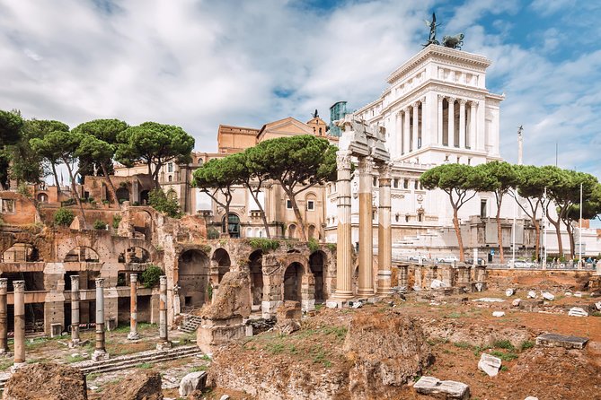 Colosseum and Roman Forum Small Guided Group - Skip the Line Tour - Common Questions