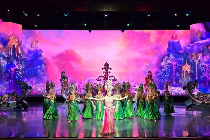 Colosseum Cabaret Pattaya Gold - What to Expect from the Tour