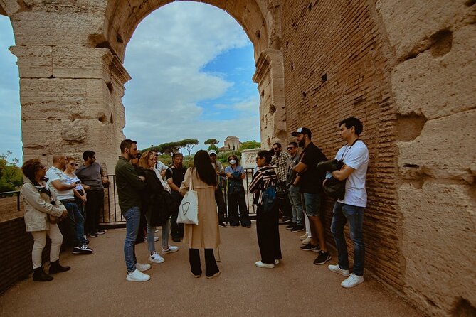 Colosseum Entrance & Spanish Guided Tour - Important Information