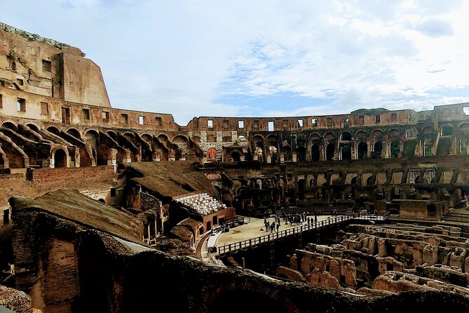 Colosseum Express Skip-The-Line Guided Tour - Quick and Easy Introduction to the Colosseum