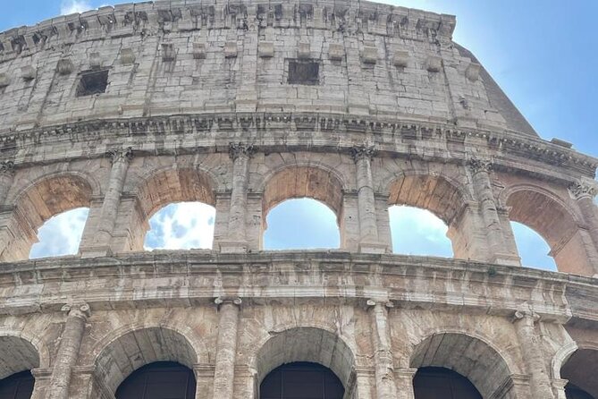 Colosseum Fast Track: Express Guided Tour - Pickup and Meeting Point Information