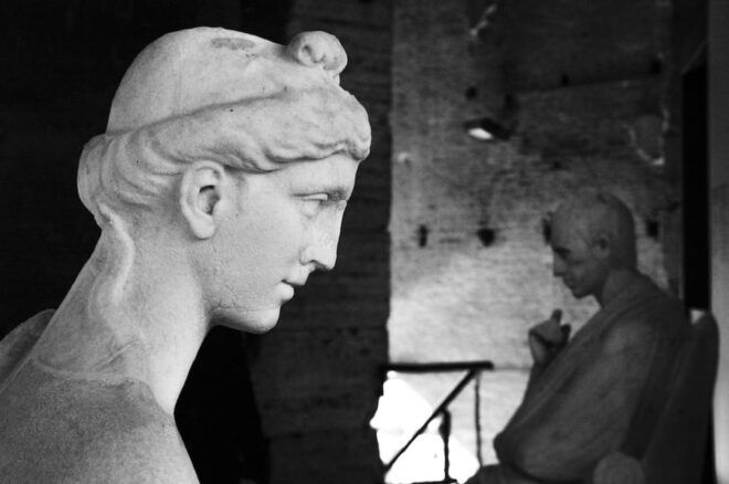 Colosseum Guided Tour With Access to the Gladiator Arena - Visitor Experience Highlights