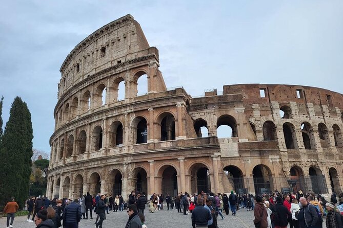 Colosseum, Palatine Hill and the Roman Forum Access - Good To Know