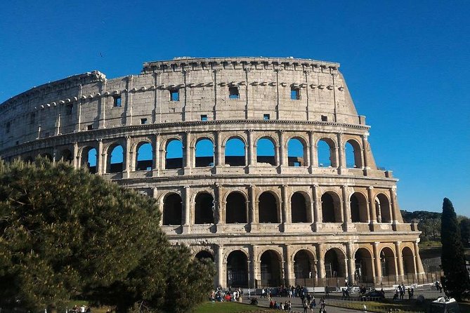 Colosseum Restricted Areas and Dungeons Undergrounds Small Group Tour - Tour Overview