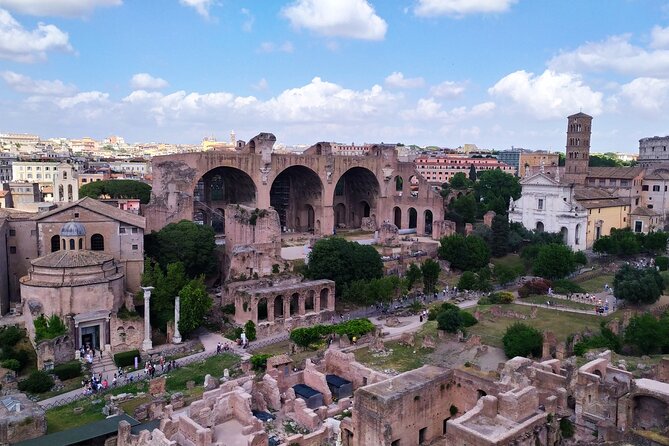 Colosseum, Roman Forum and Palatine Hill With Isuf - The Sum Up