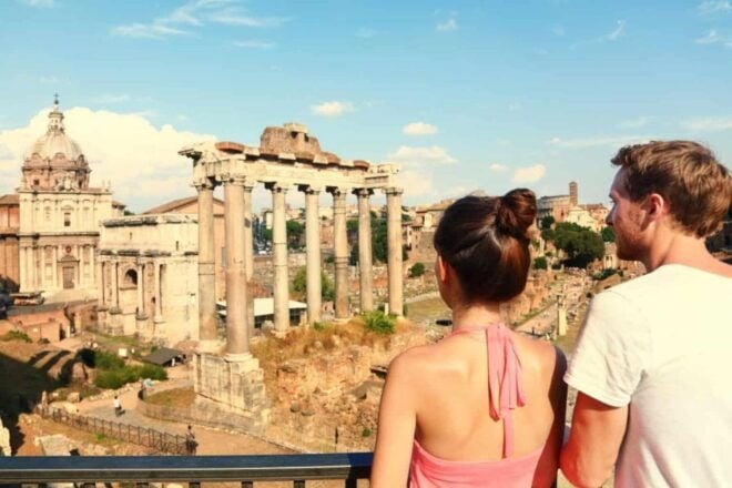Colosseum & Rome: Romantic Walking Tour for Couples - Description