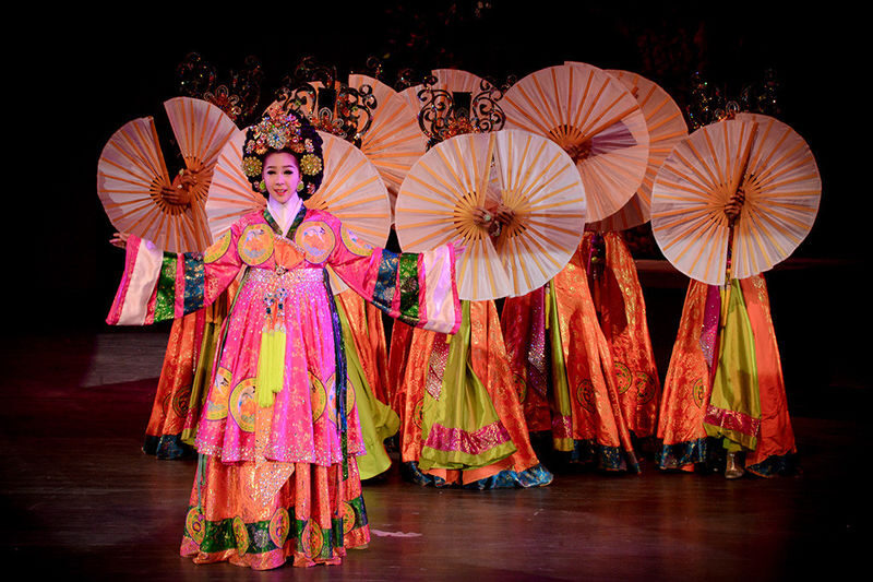 Colosseum Show Pattaya Ticket - Choosing Deluxe, Gold or VIP