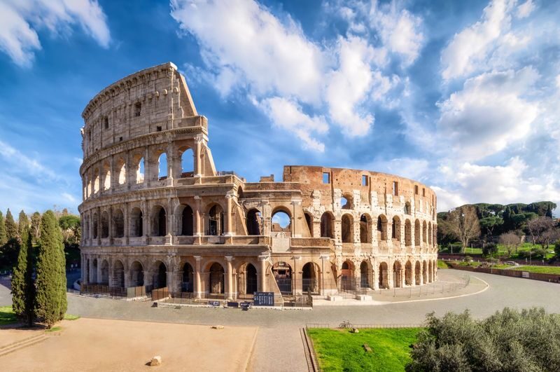 Colosseum ticket with AI guide app and 3D map in Rome - Three sites, one day in ancient Rome