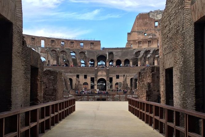 Colosseum Tour With Arena and Underground - Positive Reviews of Tour Guides