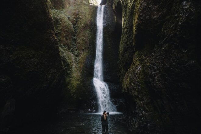 Columbia River Gorge: Small-Group Tour & Hike - Age Requirement