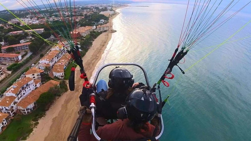 Coma-Ruga: Paramotor flight with photo and video report - Practical Details & Considerations