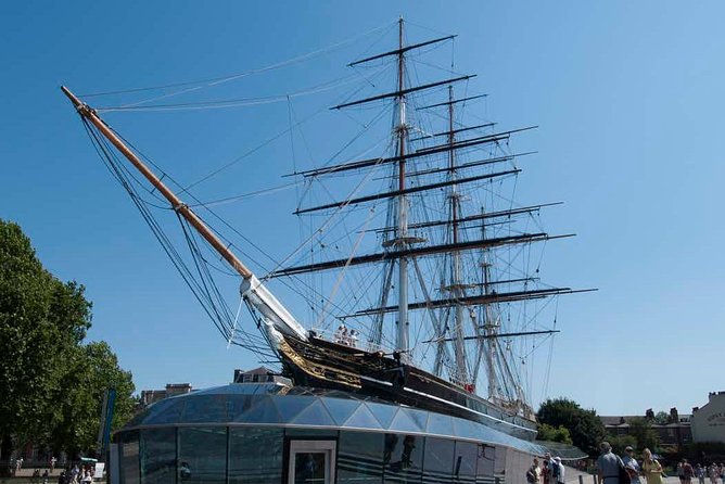 Combi Ticket: Westminster Walking Tour, River Cruise & Cutty Sark Entry - Tour Highlights