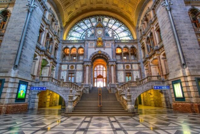 Combination Tour: Experience Brussels and Antwerp - Highlights in Brussels