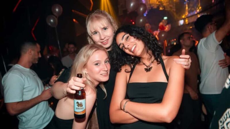 Combo: Dinner With Strangers & Bangkok Pub Crawl - FAQ