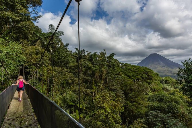 Combo Jungle, Volcano Hike, Fortuna Waterfall, Hanging Bridges & Hotsprings - Tour Overview