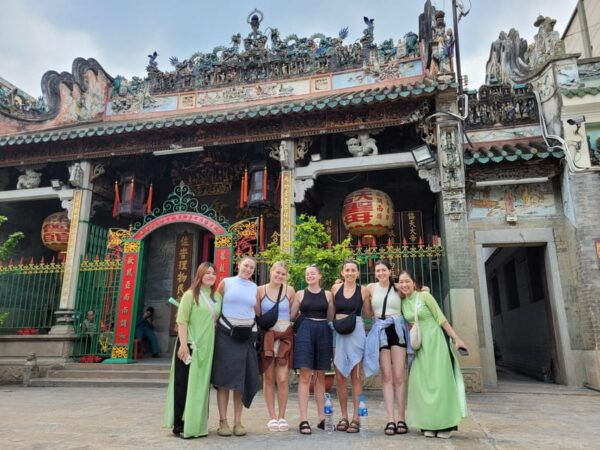 Combo Saigon Highlights Unseen + City I Opt: Female - Unique Features for Female Travelers