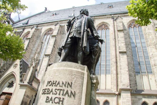 Combo Tour in Leipzig: Guided City Tour & City Sightseeing - Meeting Point Information