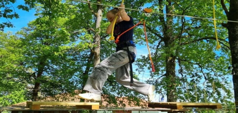 Combreux: tree climbing park - Good To Know