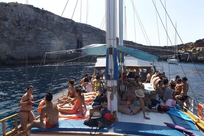 Comino, Blue Lagoon and Caves. Tour A - Tour Overview
