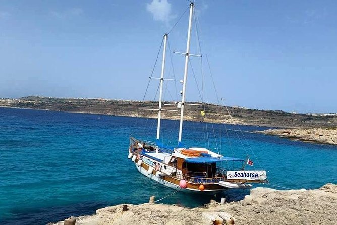 Comino, Blue Lagoon and Caves. Tour A - Itinerary Highlights