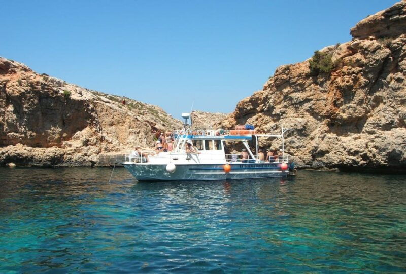 Comino: Private Boat Trips, Swimming stops and Caves Tours - Comino: Private Boat Trips, Swimming stops and Caves Tours