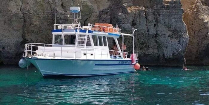 Comino: Private Boat Trips, Swimming stops and Caves Tours - FAQ