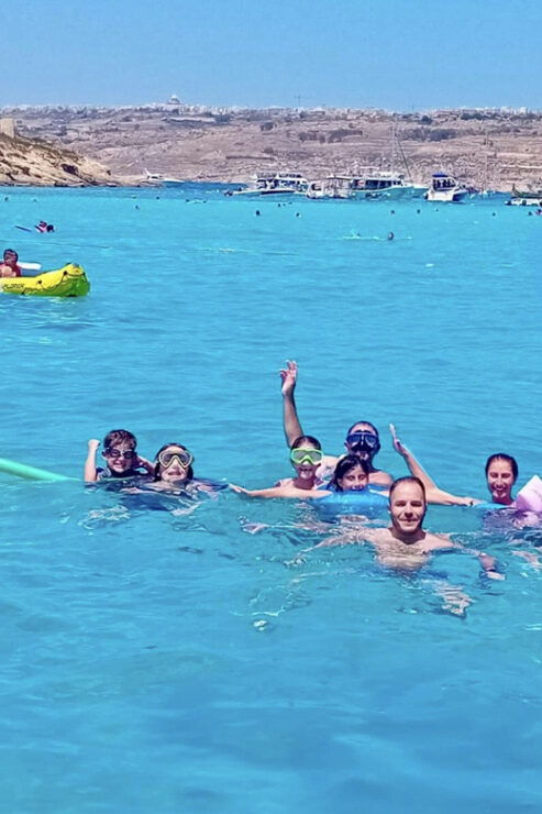 Cominos Best in a Flash: Caves, Coves & Beaches Boat Tour - Highlights of the Tour