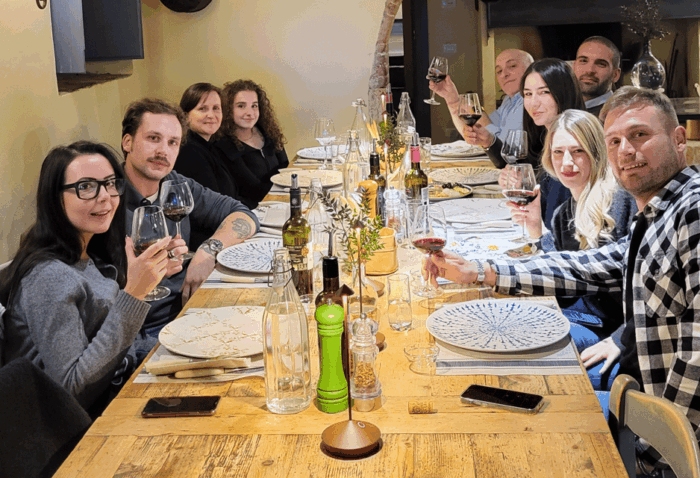 Communal Dinner in an Ancient Tuscan Farmhouse - Tips for Finding the Location