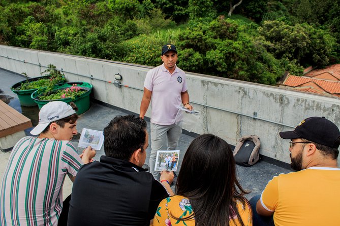 Commune 13, Cable Car. Graffititour. History. All Inclusive - Commune 13 Overview