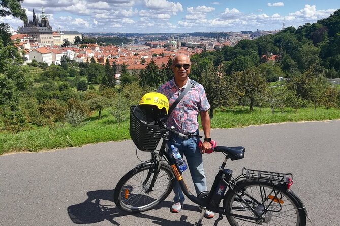 Communism and World War 2 Prague City Tour - Tour Overview