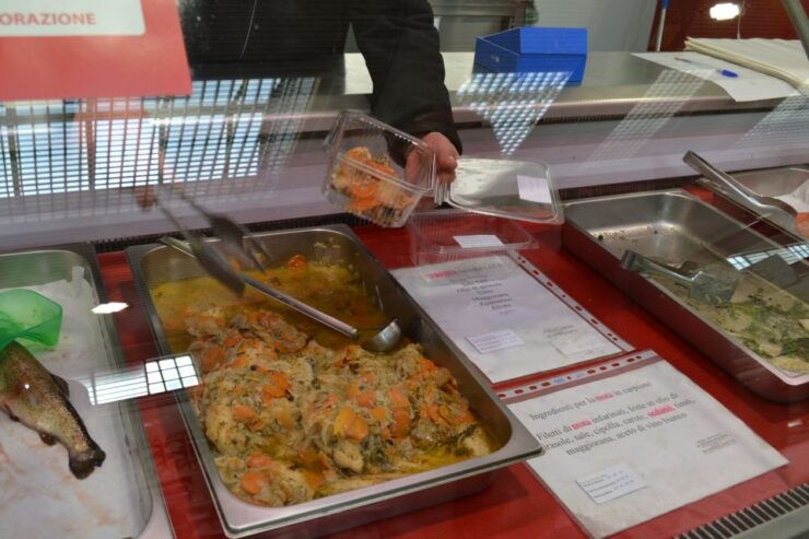 Como Food Tour and the Farmers Market - Good To Know