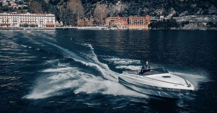 Como: Lake Como Private Sightseeing Boat Tour - Tour Highlights