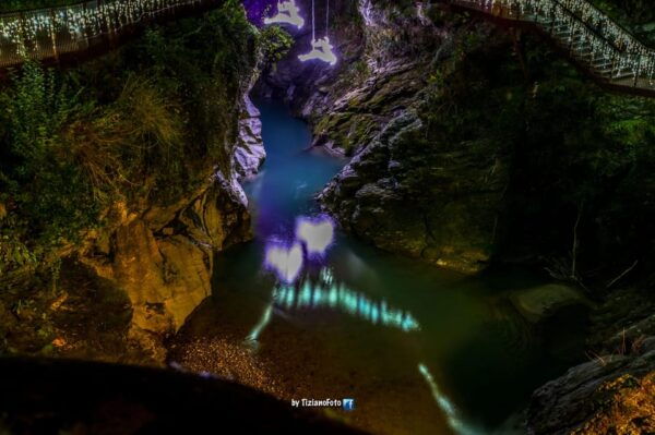 Como Lake: Entry Ticket Bellano Gorge and Audioguide of Lake - Booking and Cancellation Options