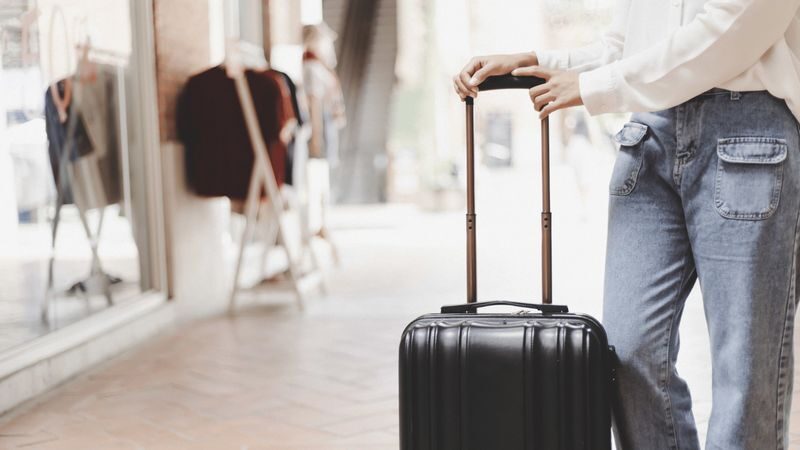 Como: Luggage Storage in Lake Como - Who should book this service?