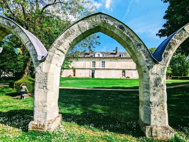 Compiègne: a Full Day on a Moped - Inclusions