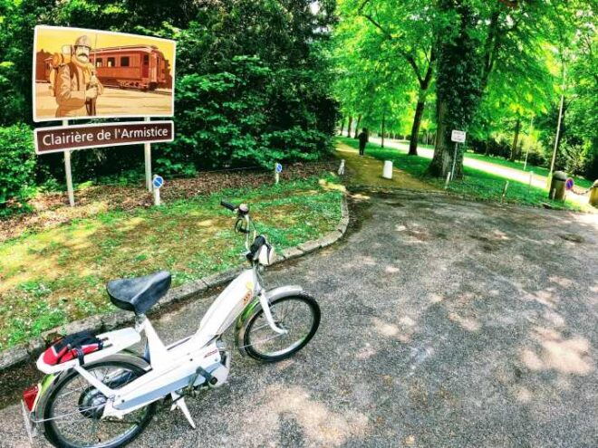 Compiègne: Half a Day on a Moped! - Highlights of the Tour