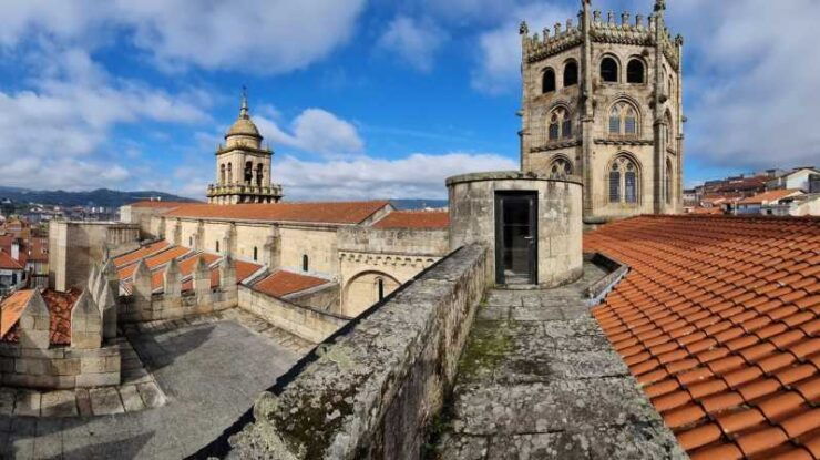 Complete Cathedral Tour: Portico Da Gloria, Museum and City Tour - Good To Know