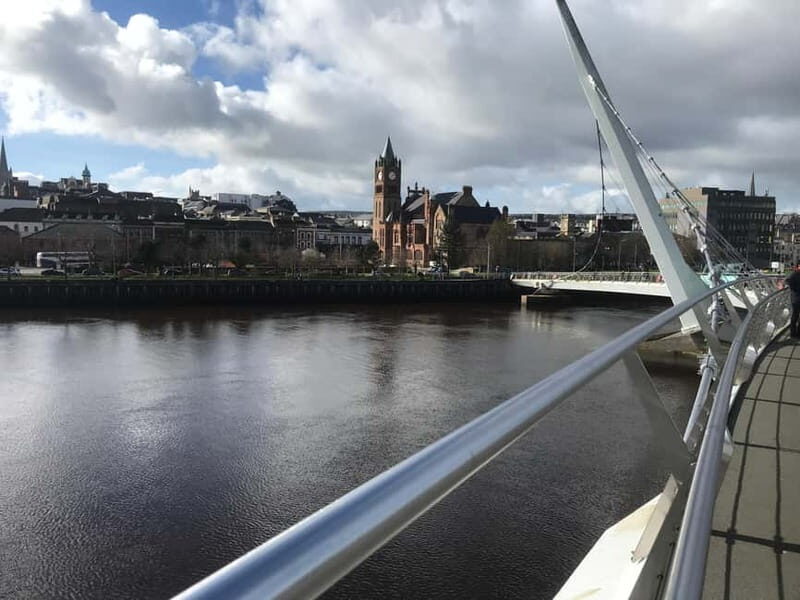 Complete city tour of Derry - What Travelers Can Expect