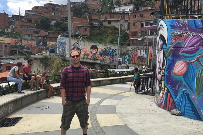 Complete Pack: Pablo Escobar Tour & The New Medellin Including Comuna 13 - Overview of the Pablo Escobar Tour