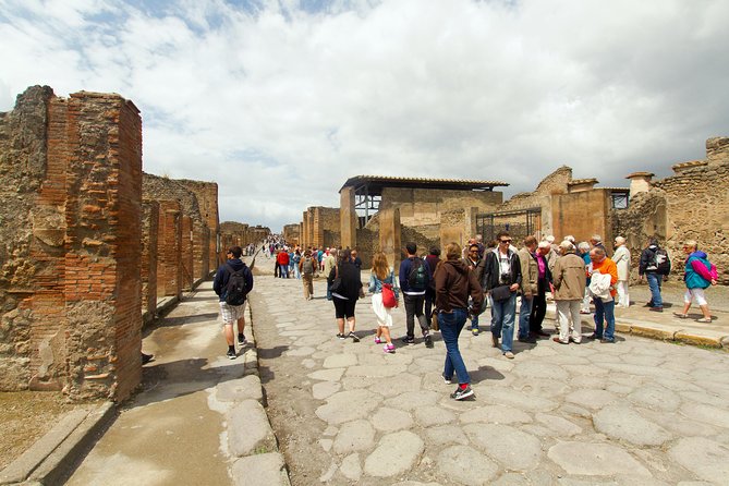 Complete Pompeii Skip the Line Tour With Archaeologist Guide - Common Questions