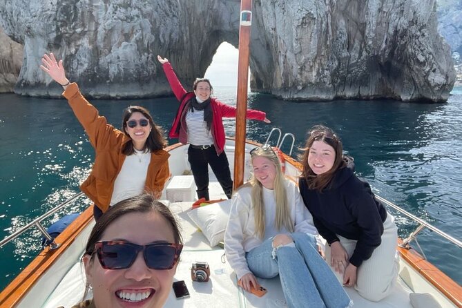 Complete Private Guided Two Hour Tour of the Coast of Capri - Tour Details