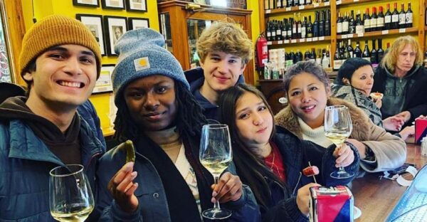 Complete Tour + Wine and Tapas - Meeting Point and Directions