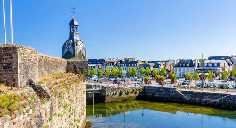 Concarneau: guided tour of the town center, walled city, history & landscapes - Good To Know